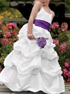 Robe cortège blanche, violet